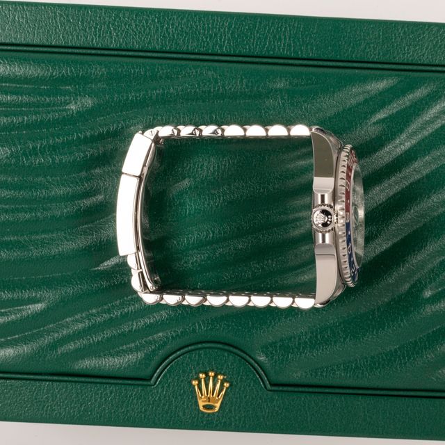 Rolex GMT Master II 126710 BLRO Image 2